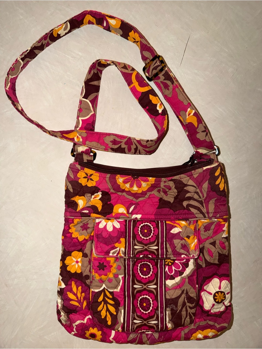 Vintage Y2K Vera Bradley Mailbag Crossbody Purse in Mocha Rouge Retired 2011